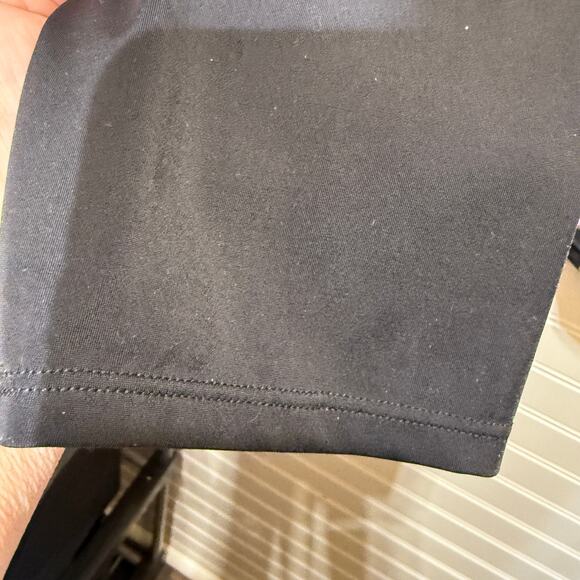 Torrid Gold Trim Floral Long Sleeve Rash Guard Size 3 - Picture 5 of 10